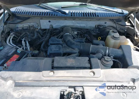 2008 Ford Expedition Xlt z USA, uszkodzony, nr VIN 1FMFU155X8LA24563